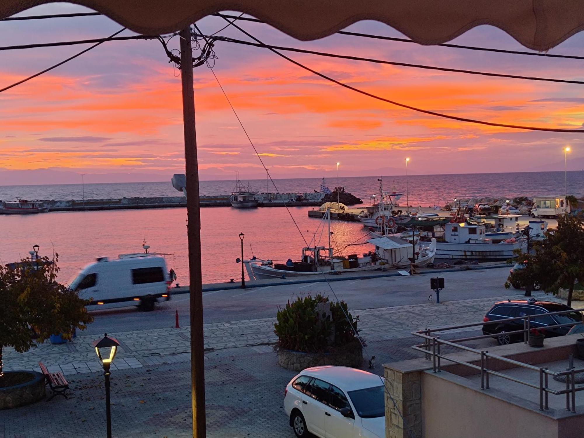Delimaras Studios Nea Skioni Bagian luar foto